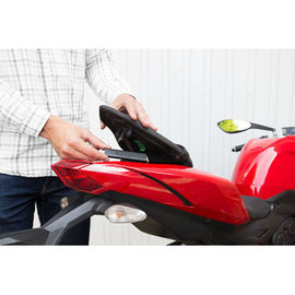 Roadie - Tracker GPS sans carte SIM - Localiser : voiture, moto, sac, enfant, personne âgée - Jusqu'à 8 mois d'autonomie